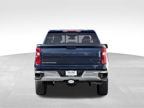 Used 2023 Chevrolet Silverado 1500 LT w/ Leather Package AWD/4WD image 9