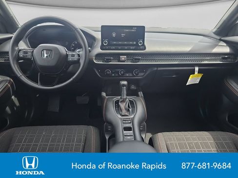 Used 2025 Honda HR-V Sport image 12