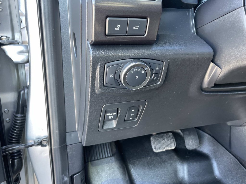 Used 2020 Ford Expedition Limited w/ Equipment Group 303A AWD/4WD image 42