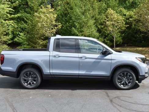 New 2026 Honda Ridgeline Sport image 9