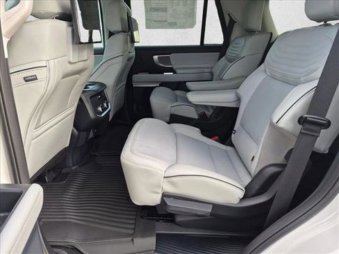 New 2026 Ford Expedition Platinum w/ Platinum Ultimate Package AWD/4WD image 14