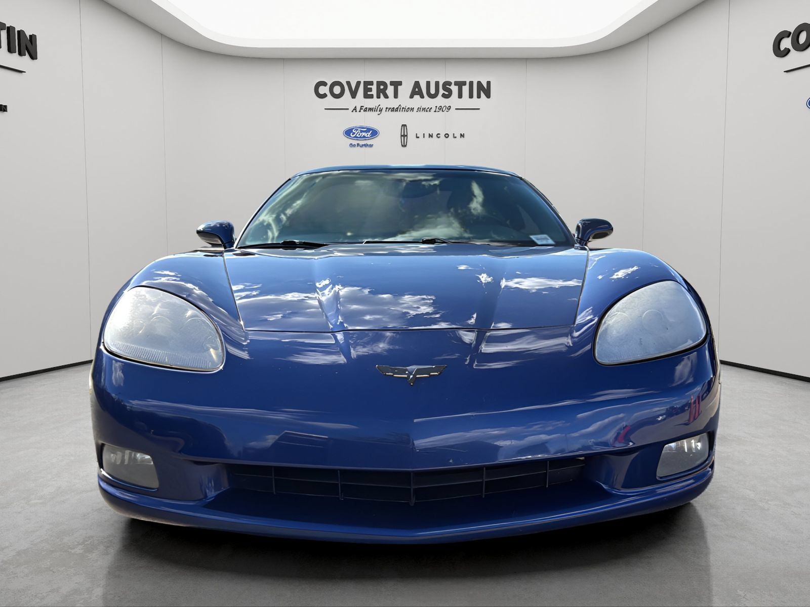 Used 2005 Chevrolet Corvette Coupe RWD image 6