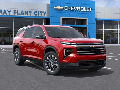 New 2026 Chevrolet Traverse LT w/ Sun and Wheel Package FWD image 7
