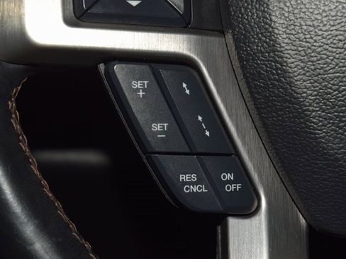 Used 2021 Ford F450 Platinum w/ FX4 Off-Road Package image 40