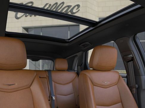 New 2026 Cadillac XT5 Premium Luxury w/ LPO, Floor Liner Package AWD/4WD image 24