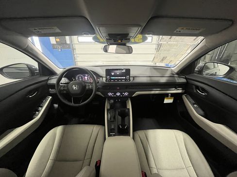 New 2025 Honda Accord LX image 29