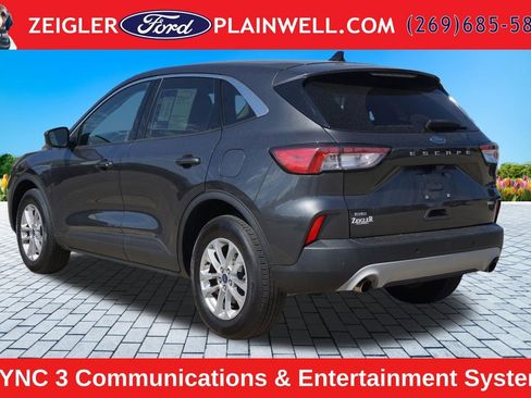 Used 2020 Ford Escape SE AWD/4WD image 3