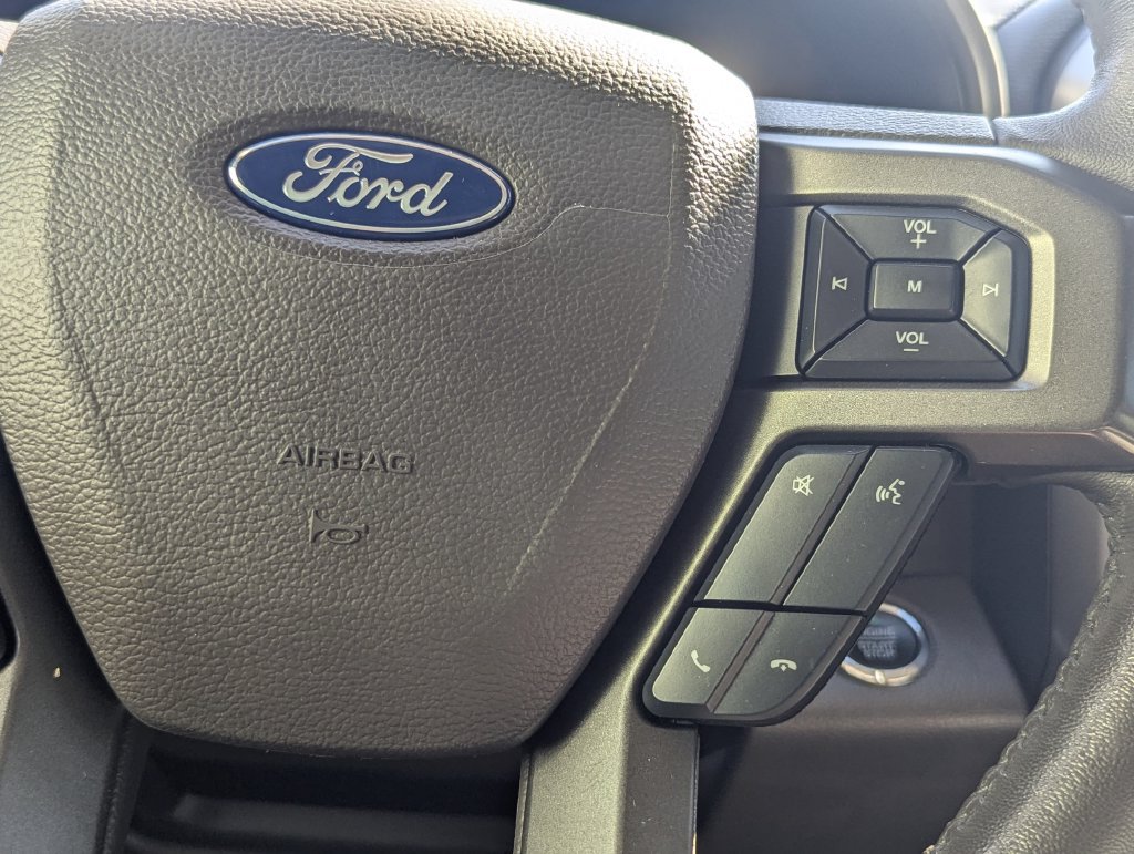 Used 2020 Ford Expedition XLT w/ Equipment Group 202A AWD/4WD image 16