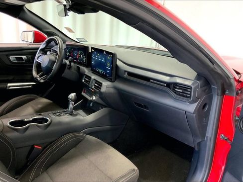 Used 2024 Ford Mustang Coupe RWD image 28