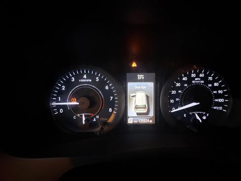 Used 2020 Toyota Sienna LE image 16