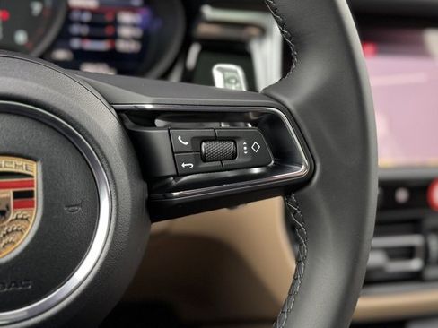 New 2026 Porsche Macan image 21