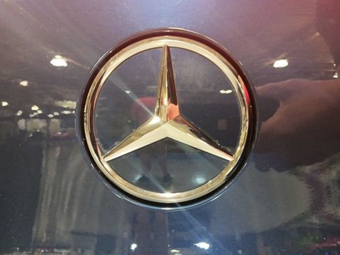 Used 2023 Mercedes-Benz EQS 450+ 4MATIC Sedan image 18