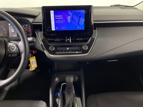 Used 2023 Toyota Corolla LE image 16