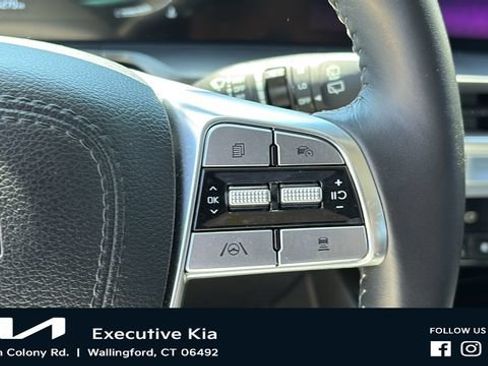Used 2023 Kia Telluride S AWD/4WD image 14