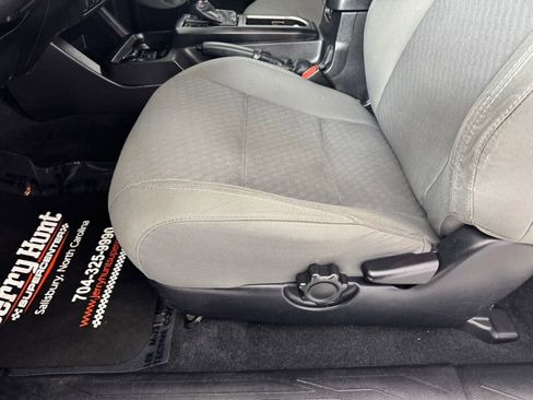 Used 2021 Toyota Tacoma SR image 12