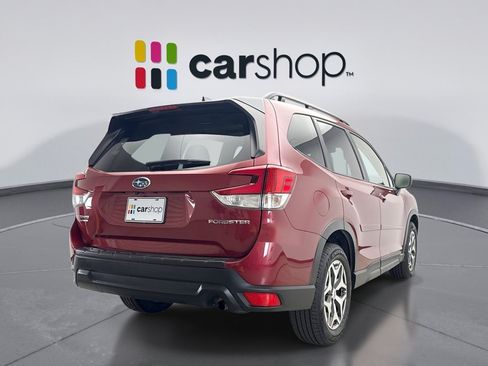 Used 2024 Subaru Forester Premium AWD/4WD image 5