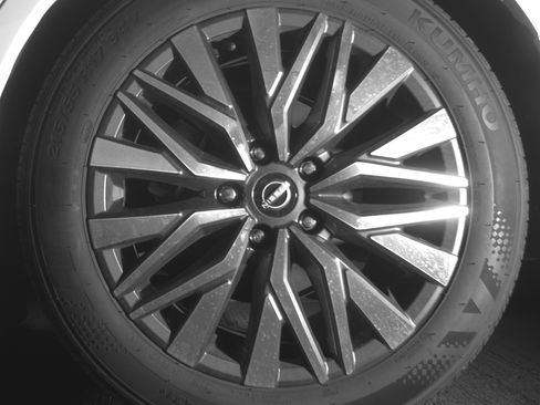 Used 2025 Nissan Altima 2.5 SV image 14