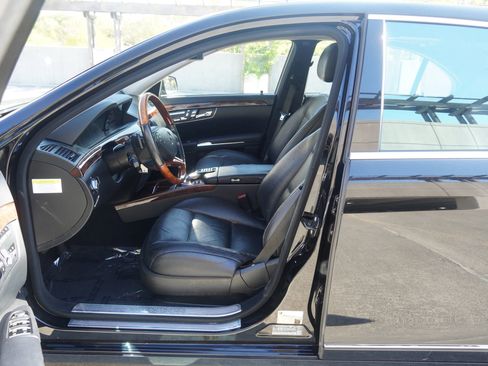 Used 2010 Mercedes-Benz S 550 4MATIC image 20