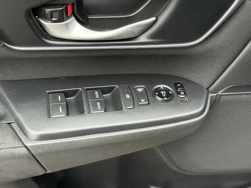 Used 2018 Honda CR-V EX image 17