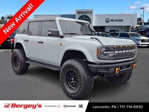 Used 2023 Ford Bronco Badlands w/ Sasquatch Package image 1