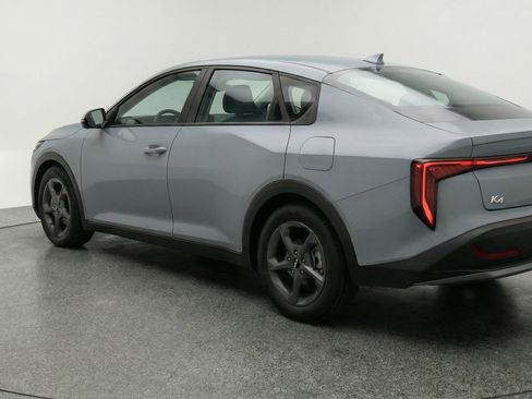 Used 2025 Kia K4 FWD image 6