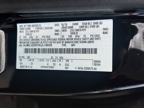 Used 2019 Lincoln MKC Select w/ Select Plus Package AWD/4WD image 27