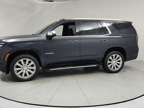 Certified 2025 Chevrolet Tahoe Premier image 2