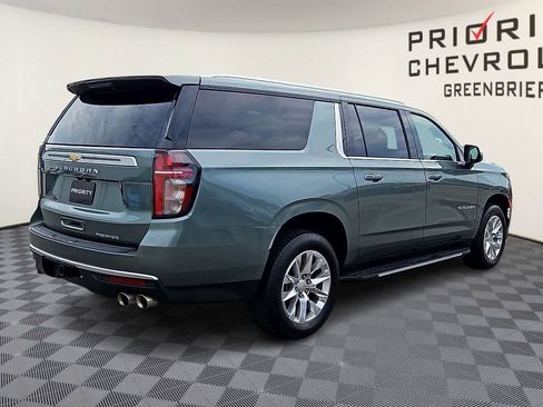 Used 2024 Chevrolet Suburban Premier RWD image 8