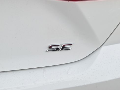 Certified 2026 Toyota Camry SE FWD image 4