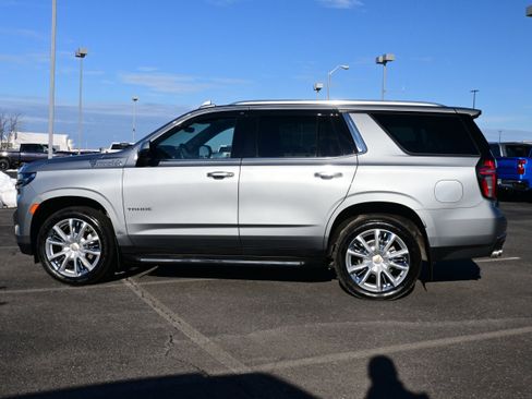 Used 2024 Chevrolet Tahoe High Country image 7