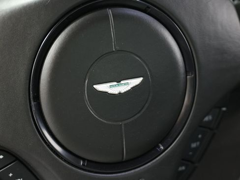 Used 2016 Aston Martin V8 Vantage S RWD image 21