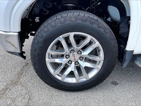 Used 2020 GMC Sierra 1500 SLT w/ SLT Premium Plus Package AWD/4WD image 11