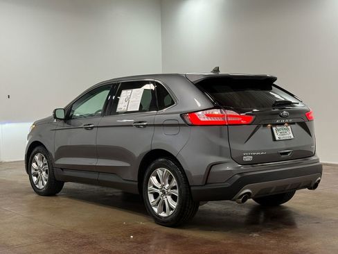 Used 2024 Ford Edge Titanium image 5