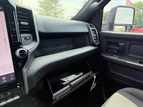 New 2026 RAM 2500 Tradesman w/ Safety Group AWD/4WD image 25