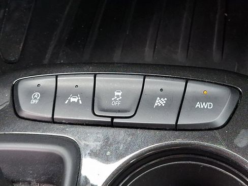 Used 2025 Chevrolet TrailBlazer LT AWD/4WD image 26