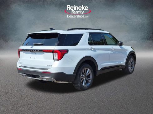 New 2026 Ford Explorer Active w/ Active Comfort Package AWD/4WD image 5