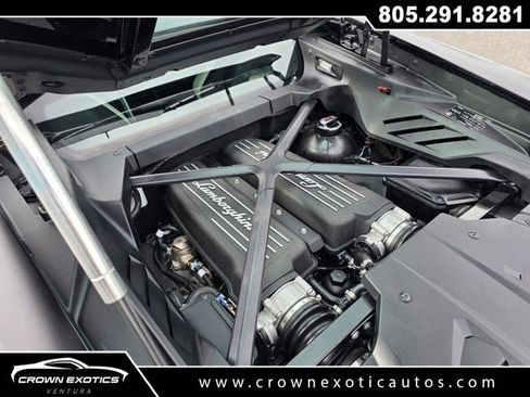 Used 2020 Lamborghini Huracan EVO image 39