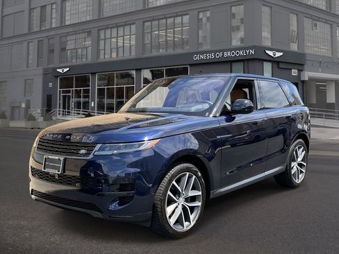 Used 2023 Land Rover Range Rover Sport SE AWD/4WD image 1