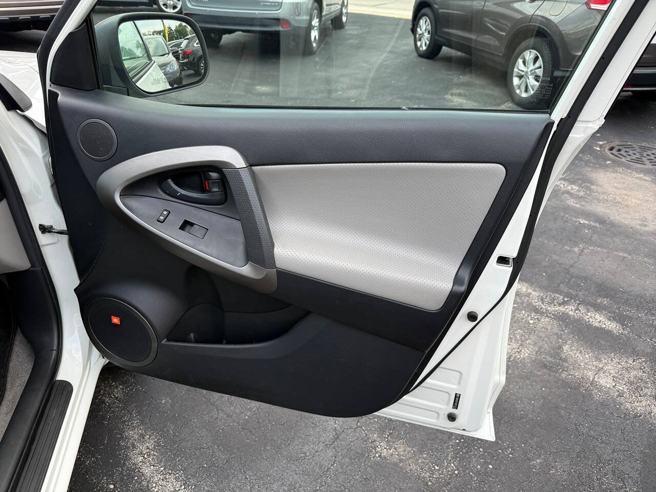 Used 2010 Toyota RAV4 Limited w/ Limited Extra Value Pkg AWD/4WD image 65