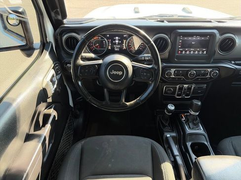 Used 2021 Jeep Gladiator Sport AWD/4WD image 14