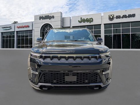 New 2026 Jeep Grand Wagoneer L Limited AWD/4WD image 8