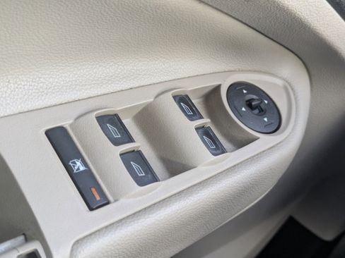 Used 2014 Ford Escape SE w/ Equipment Group 201A image 22