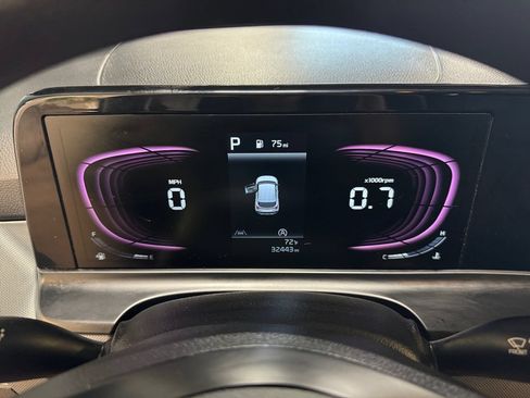Certified 2024 Kia Seltos LX AWD/4WD image 16