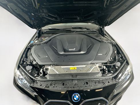 Used 2023 BMW i4 eDrive35 RWD image 34