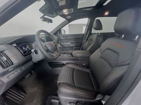 New 2026 Nissan Pathfinder Rock Creek image 19