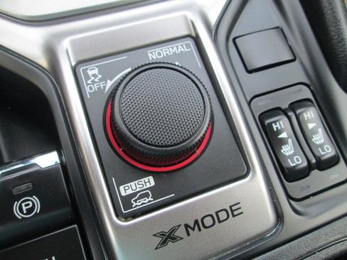 Used 2022 Subaru Forester Premium AWD/4WD image 17