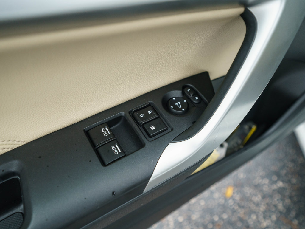 Used 2015 Honda Accord EX-L image 20