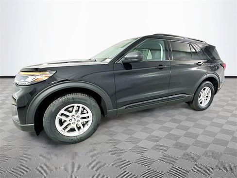 New 2026 Ford Explorer Active image 24