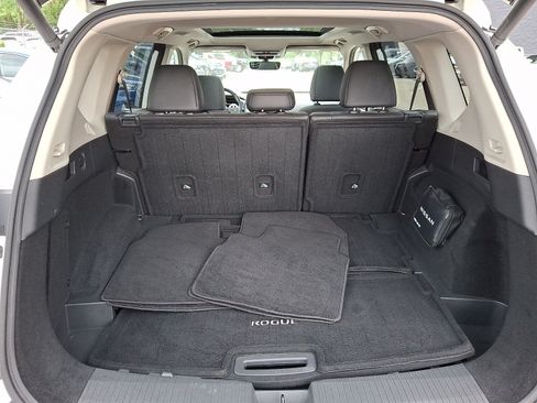 Certified 2023 Nissan Rogue Platinum w/ Platinum Premium Package AWD/4WD image 29