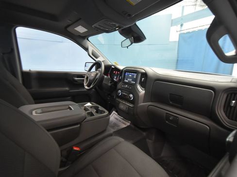 Used 2025 Chevrolet Silverado 1500 W/T w/ Trailering Package AWD/4WD image 21